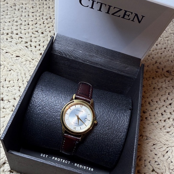 Citizen Eco Drive Women’s Watch - Picture 7 of 13